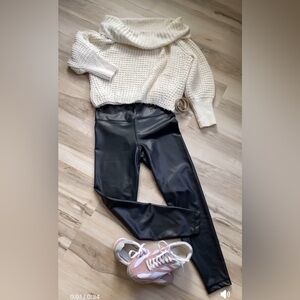 4 PIECES!!! Faux Leather leggings Outfit!! 👖👚
